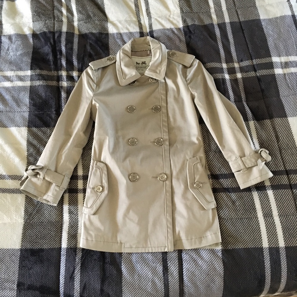 Coach Alexis Short Khaki Trench